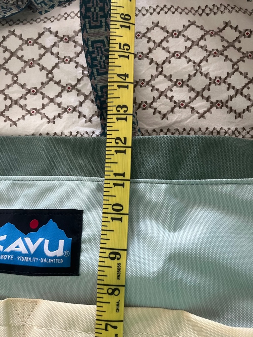 Kavu Two-Tone Mint Green & Cream Canvas Tote - Picture 3 of 4